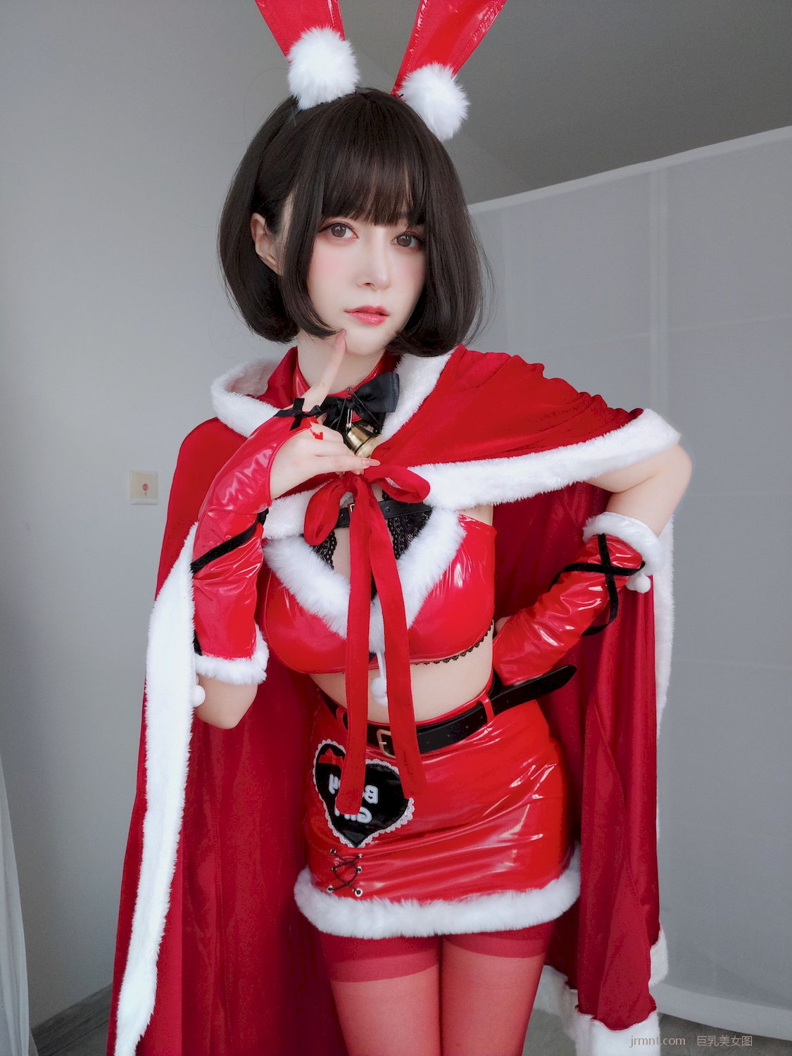 [COS] CoserС - Merry Christmas/24P