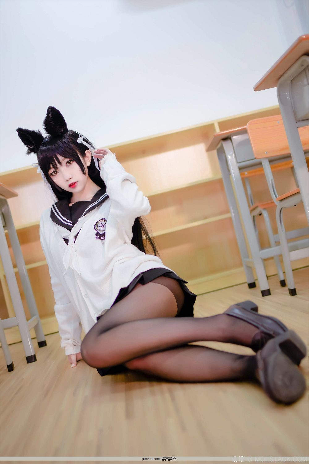 ŮCoser ڲw – JKƷ[22P]